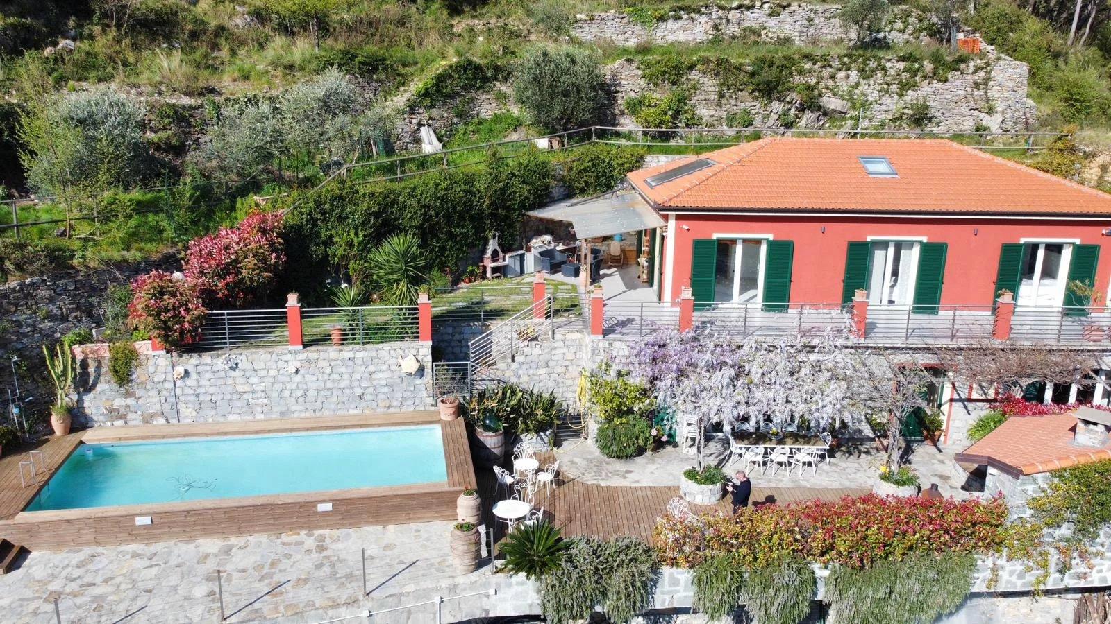 Villa, Chiavari