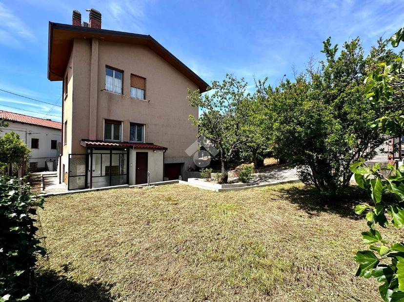 Casa indipendente in Via Bartolomeo Gianelli 18, Trieste — foto 2 di 5