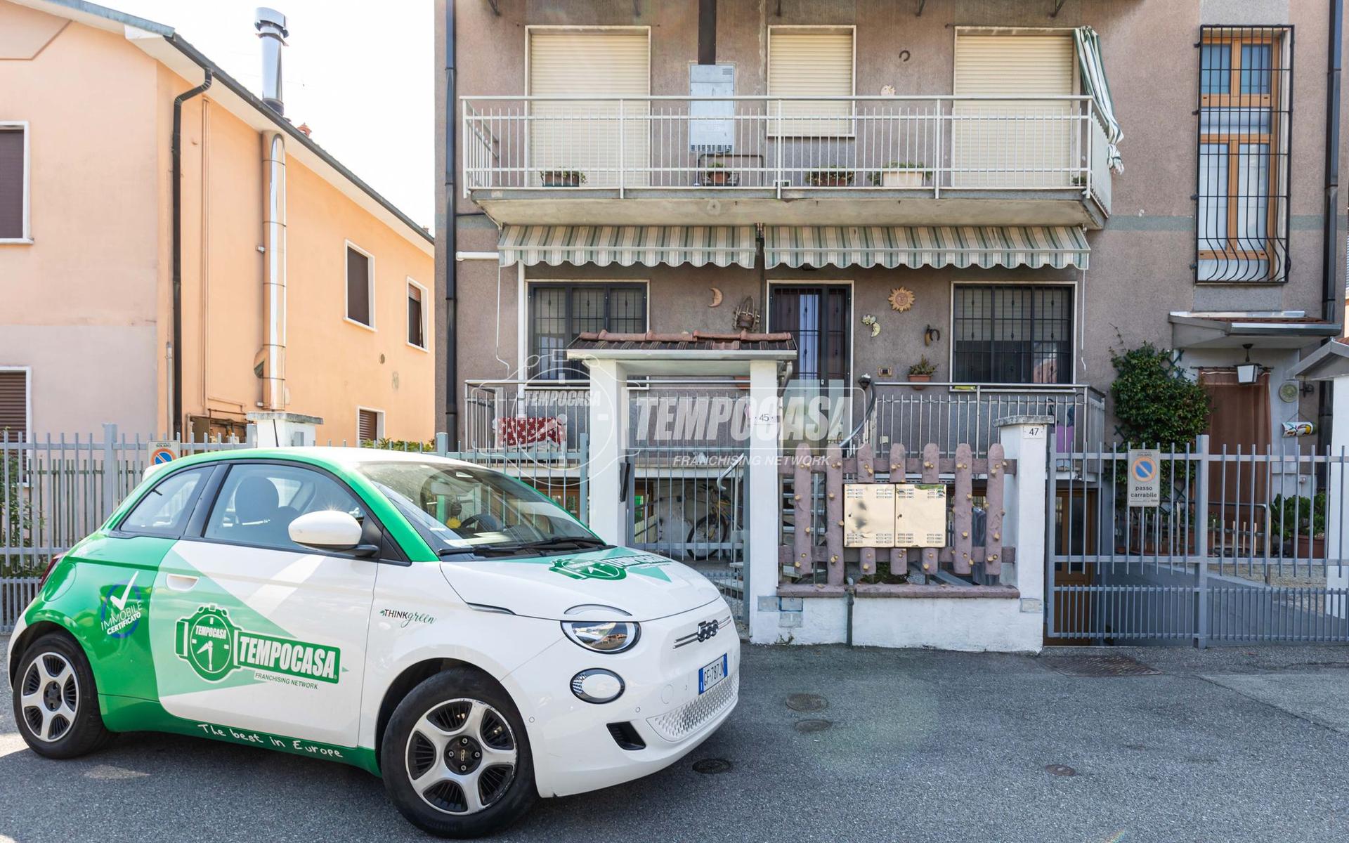 Quadrilocale in Via delle Vigne, Solaro