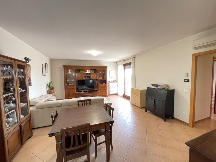 Quadrilocale, Suzzara — foto 3 di 5