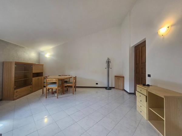 Bilocale in Via Giuseppe Mazzini, Villa d'Almè