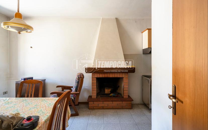 Trilocale in Via Medici Ansovino, Camerino — foto 4 di 5