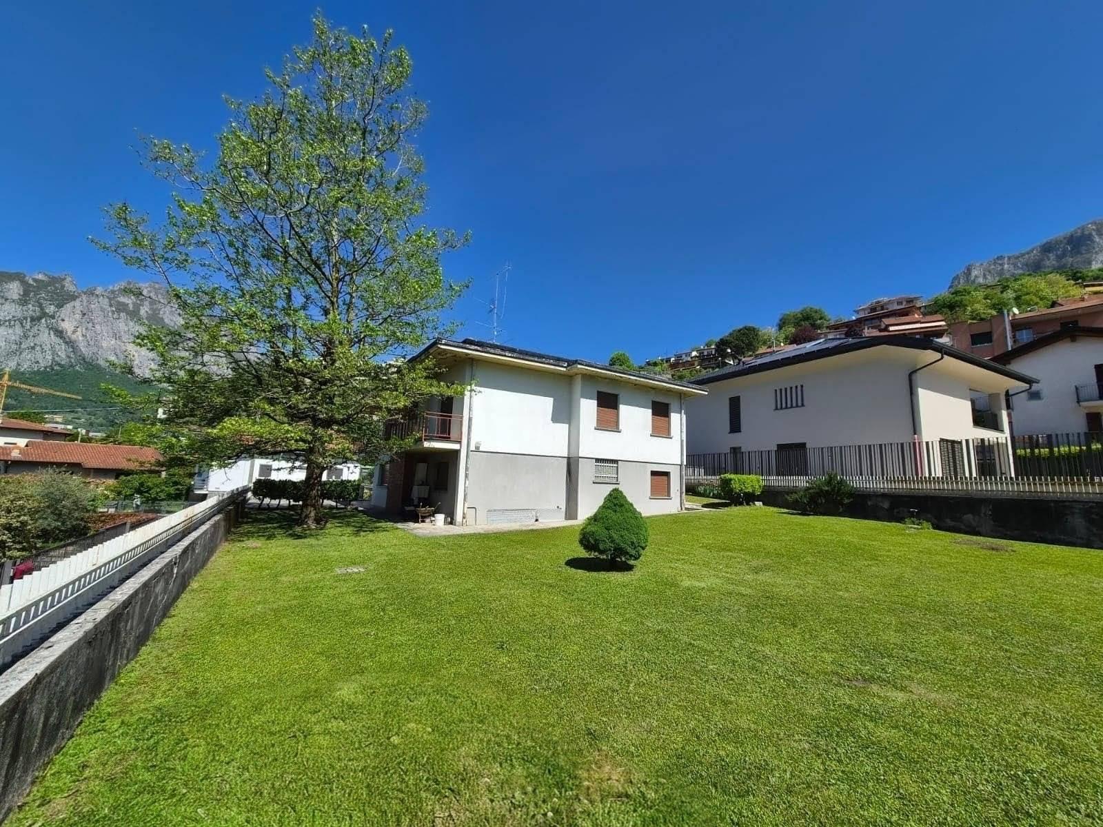 Villa in Via Cesura 32, Lecco