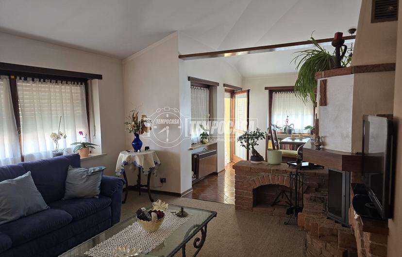 Appartamento in Vicolo Siccardi 10, Sommariva del Bosco — foto 3 di 5