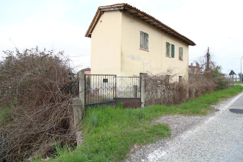 Casa indipendente in Via S. Francesco, Gruaro — foto 3 di 5