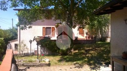 Casa indipendente in Via Monti Martani 25, Gualdo Tadino — foto 5 di 5