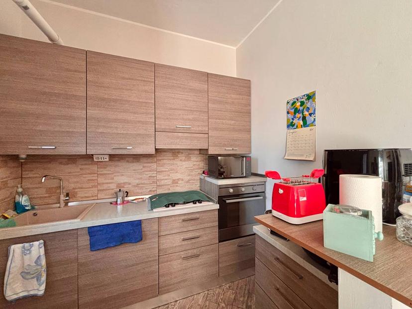 Trilocale in Via Piave 25, Nova Milanese — foto 3 di 5