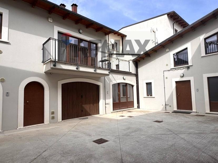 Casa indipendente in Via Alfieri, L'Aquila — foto 2 di 5