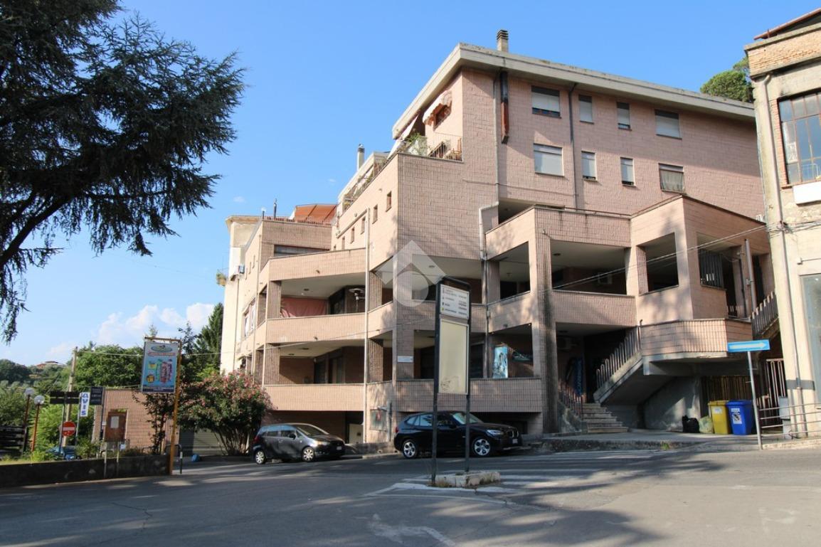 Trilocale in Giacomo Matteotti 23, Poggio Mirteto