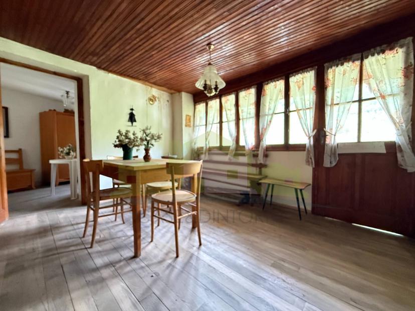 Casa indipendente in Frazione Montata, Piode