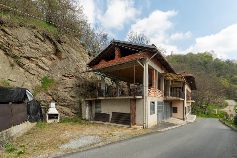 Casa indipendente in Via Arsanto Costanzo 12, Venasca — foto 2 di 5