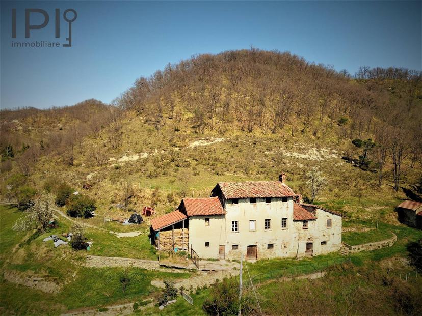 Rustico in Ferrere, Cairo Montenotte — foto 4 di 5