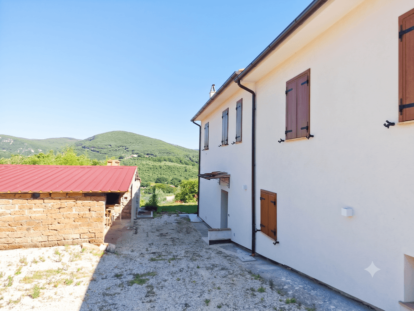 Villa a schiera in Strada di Camerata 48, Amelia — foto 2 di 5