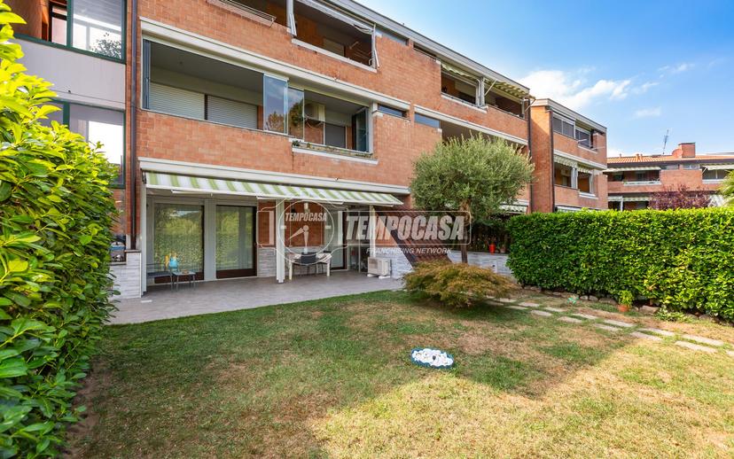 Quadrilocale in Via Lorenzini 2, Gassino Torinese — foto 3 di 5
