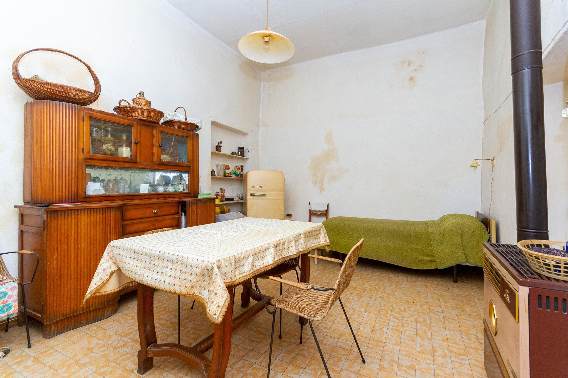 Porzione di casa in Concentrico, Pradleves