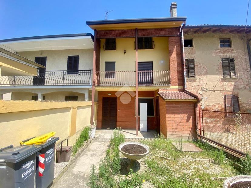 Casa indipendente in Via Ugo Pratolongo 77, Isola Sant'Antonio — foto 5 di 5