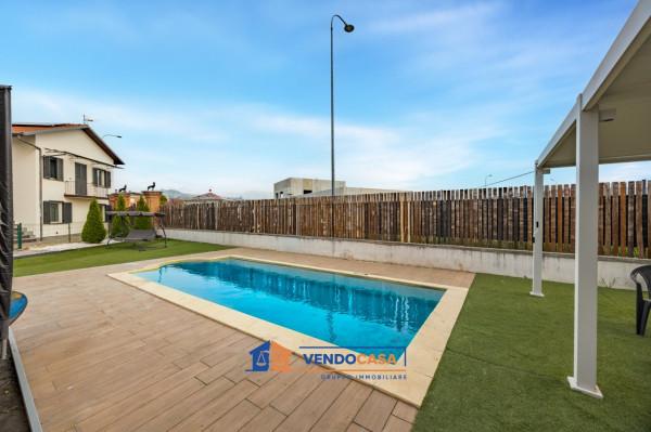 Villa in Stradale Poirino 94, Pinerolo — foto 2 di 5
