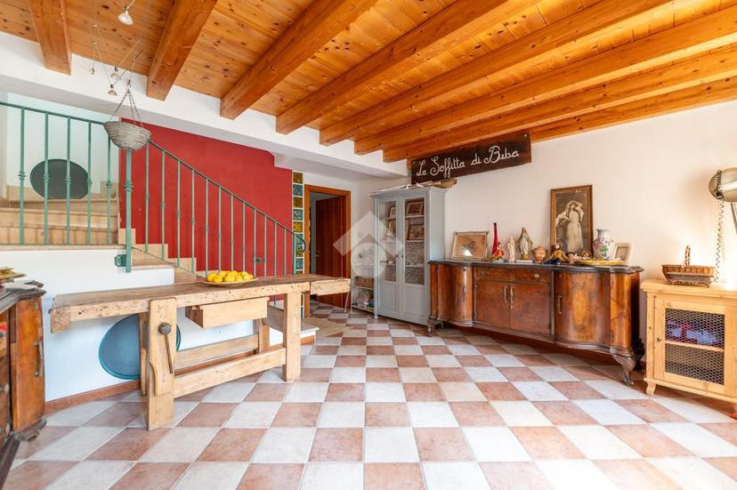 Casa indipendente in Via Messedaglia 39, Villafranca di Verona — foto 2 di 5