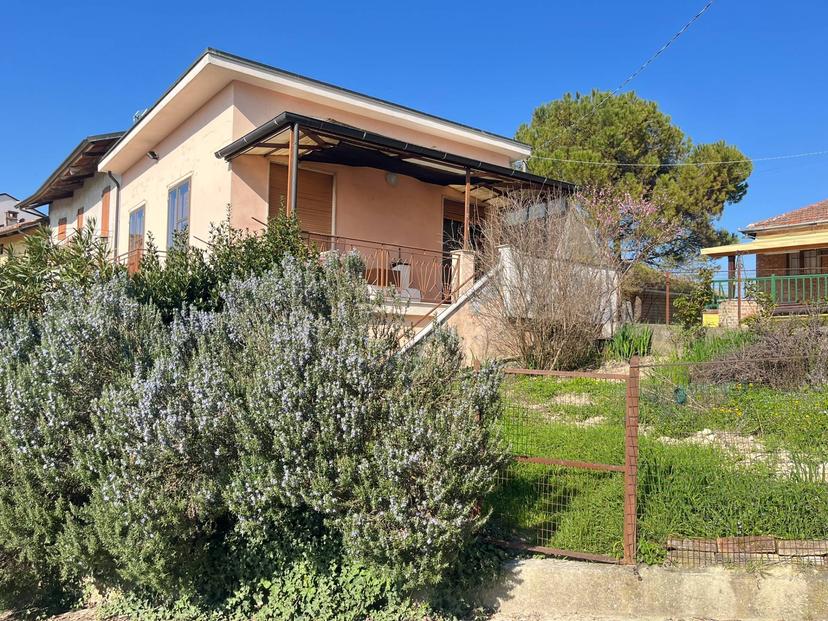 Rustico in Frazione Banengo 31, Montiglio Monferrato — foto 4 di 5