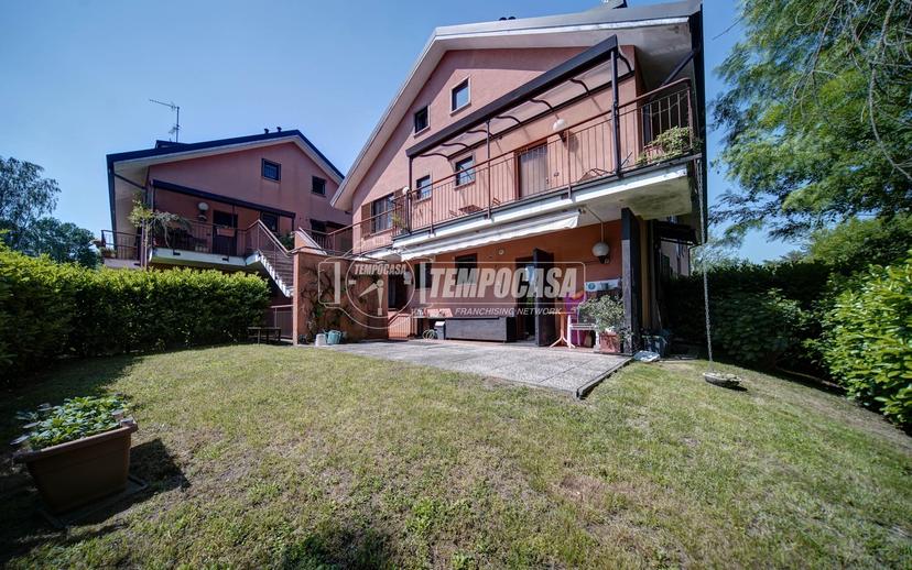 Bilocale in Via Alcide De Gasperi 27/-, Besnate — foto 5 di 5
