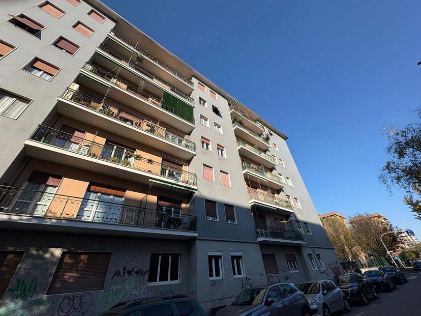 Quadrilocale in Via Monte Bianco 16, Monza — foto 4 di 5