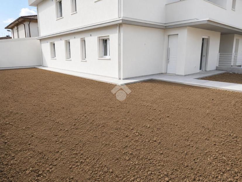 Quadrilocale, Gazoldo degli Ippoliti — foto 4 di 5