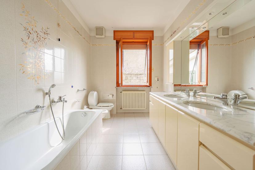 Porzione di villa in Via Carducci 20, Borgo d'Ale — foto 2 di 5