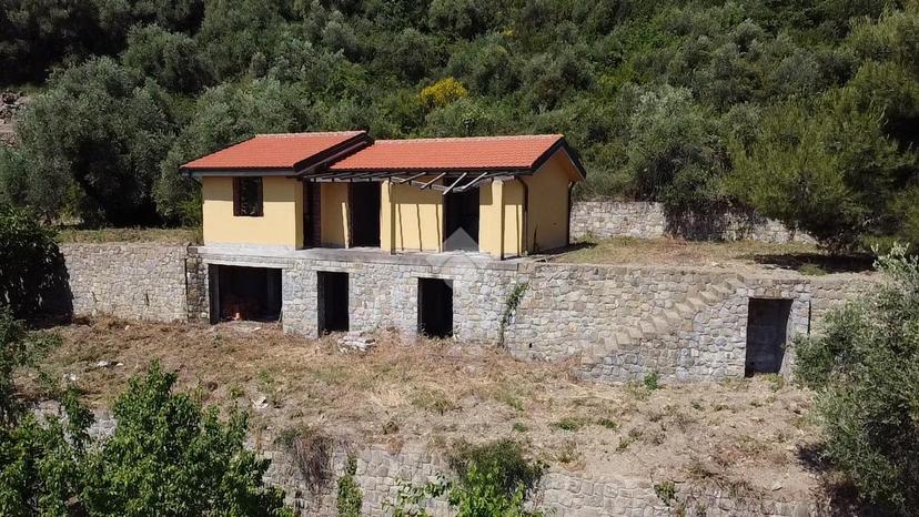 Villa in Località Cian De Cui, San Biagio della Cima — foto 2 di 5