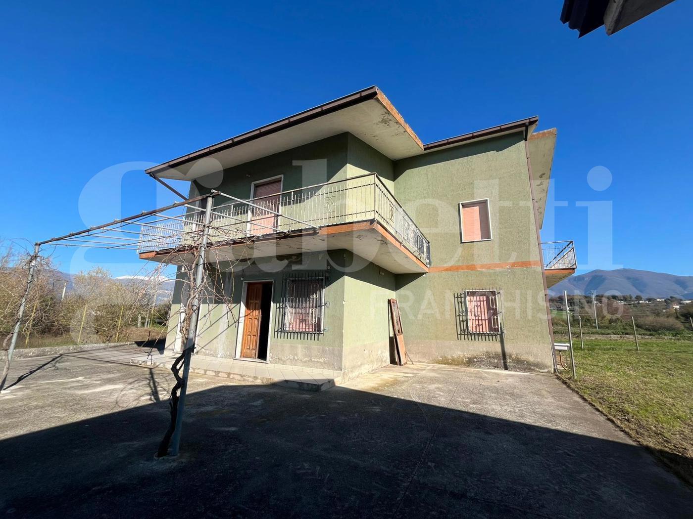 Casa indipendente in Via Campisi, Alife