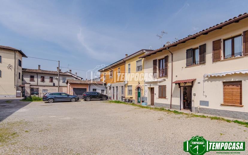 Trilocale in Via Giuseppe Garibaldi, Belgioioso — foto 4 di 5