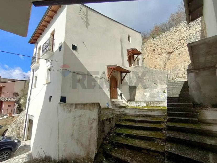 Casa indipendente, Acciano — foto 5 di 5