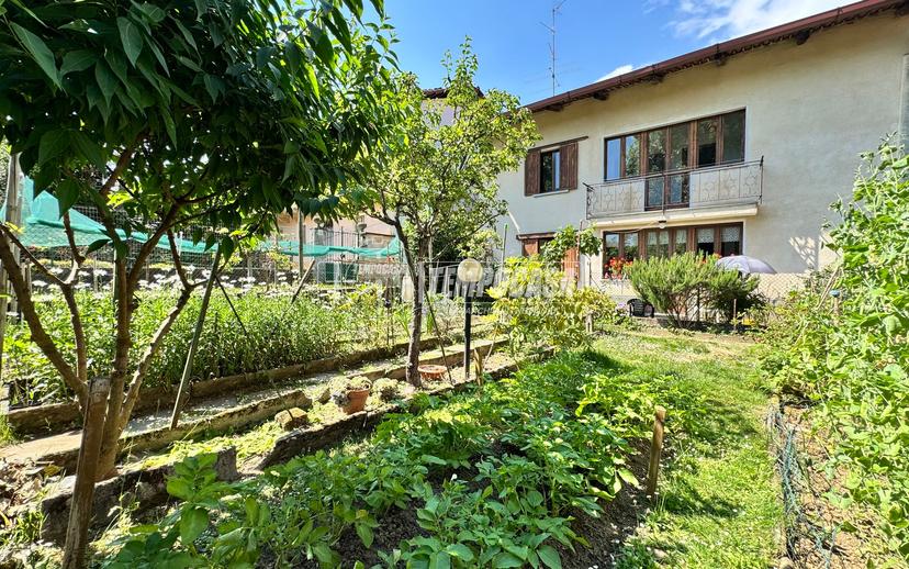 Casa indipendente in Strada dell'Erba, Biella — foto 3 di 5