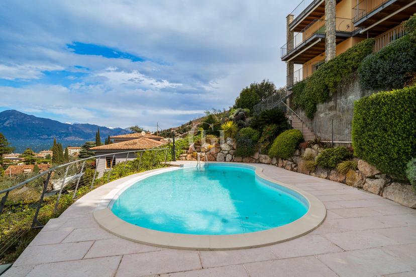 Appartamento, Torri del Benaco — foto 2 di 5
