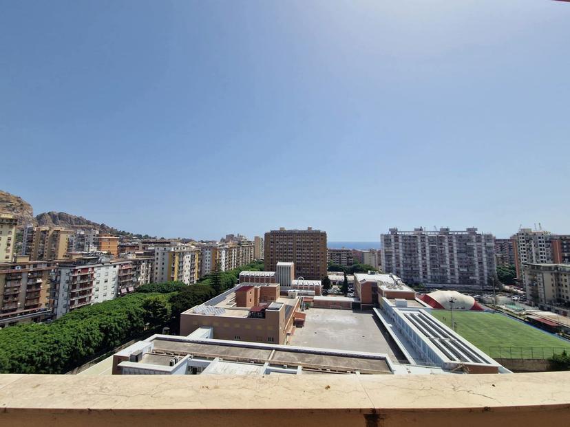 Trilocale in Via Aloisio Juvara  138, Palermo