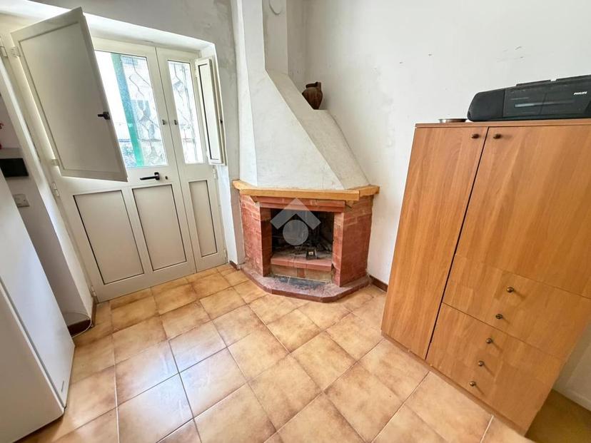 Casa indipendente in Via Carlagiove 14, Pannarano — foto 4 di 5