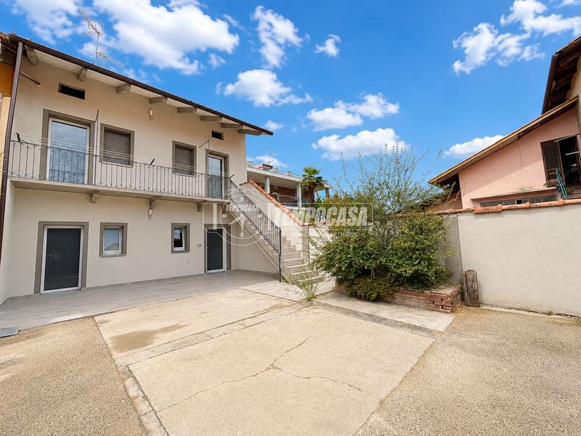 Casa indipendente in Via Garibaldi, Cigliano