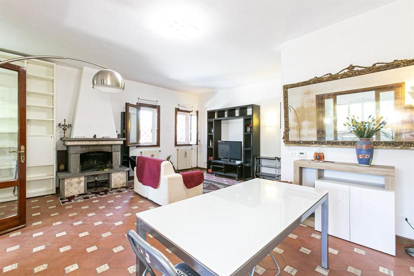 Villa in Via Arturo Toscanini, Roma