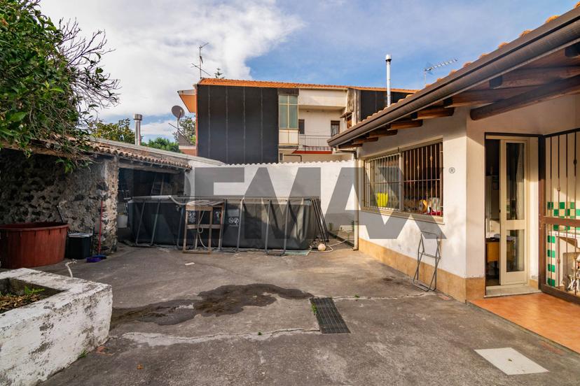 Casa indipendente in Via Passopomo 9, Zafferana Etnea — foto 3 di 5