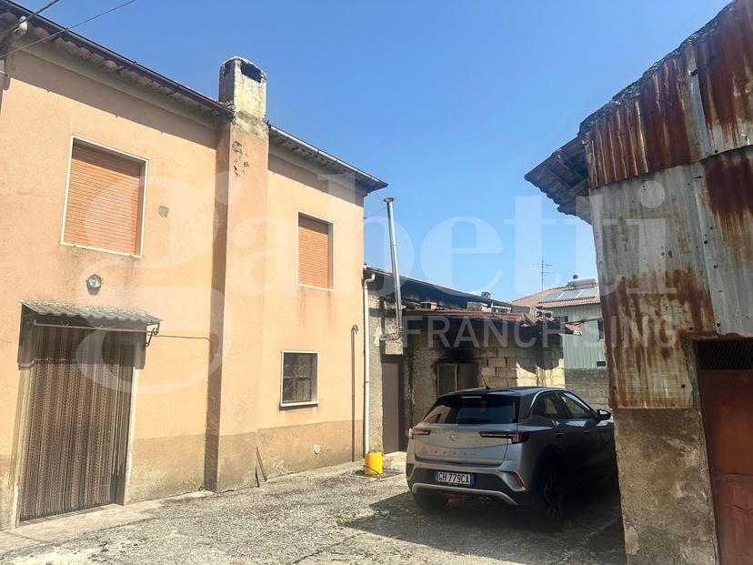 Casa indipendente in Viale  Rimembranza 86, Volturara Irpina — foto 5 di 5