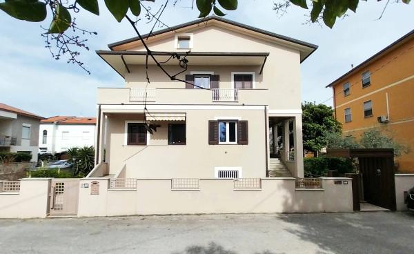 Villa bifamiliare in Via Laghi di Pilato, Foligno