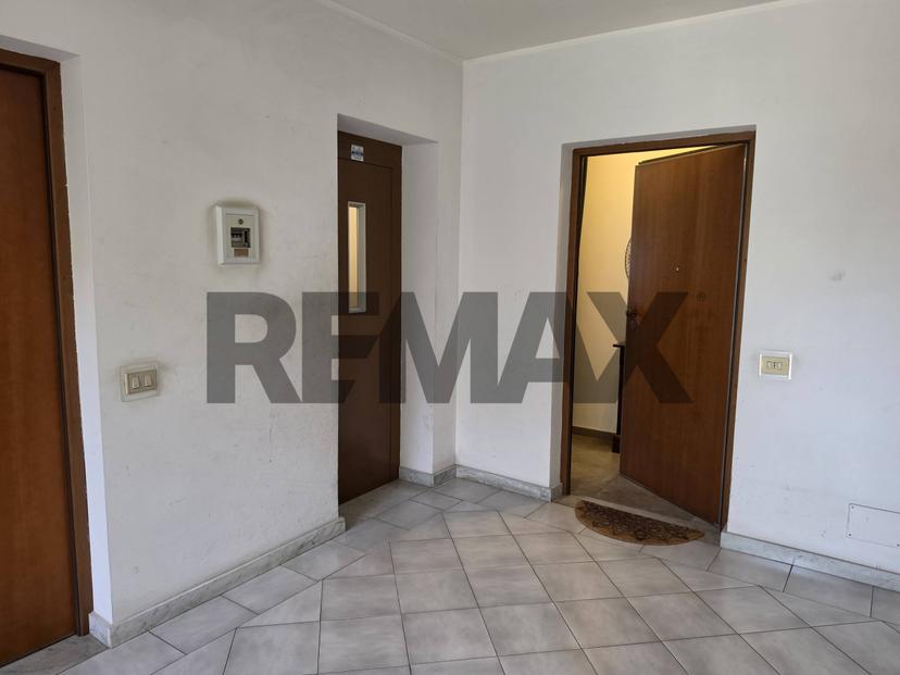 Quadrilocale in Nizzeti 171, Aci Catena