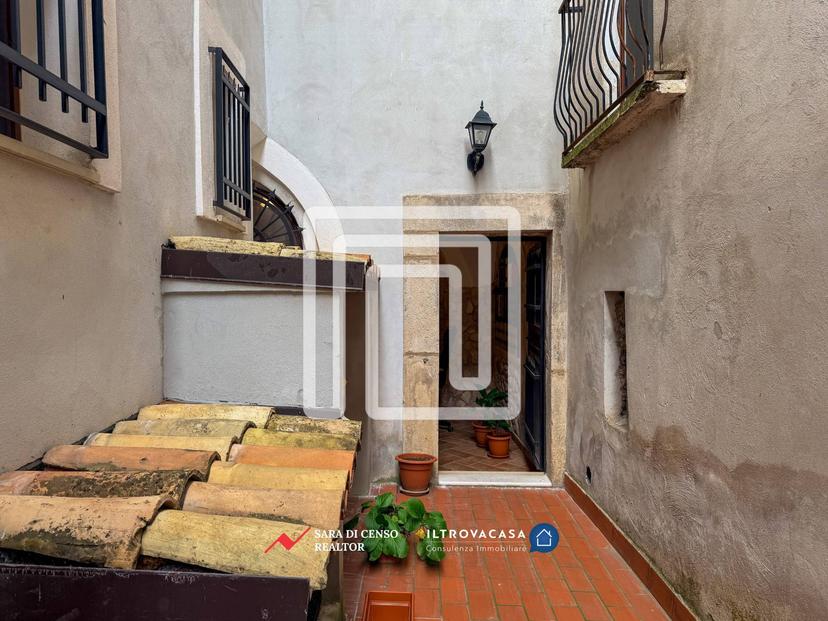 Casa indipendente in Piazza Garibaldi, Sulmona — foto 2 di 5