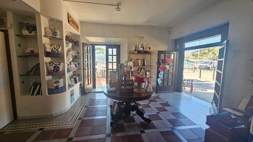Monolocale in Piazza Matteotti  30, Porto Azzurro — foto 2 di 5