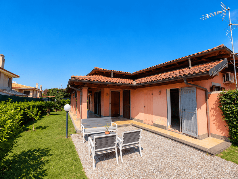 Villa trifamiliare in Via Assunta 6, Anzio — foto 3 di 5