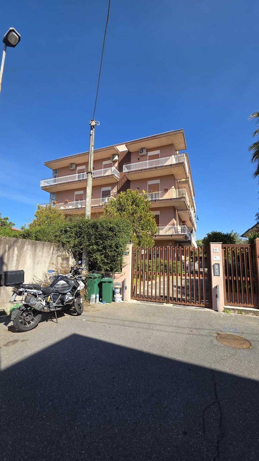 Trilocale, Gravina di Catania — foto 4 di 5