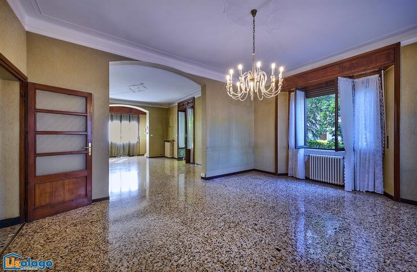 Villa in Piazza Sacro Cuore 10/C, Mandello del Lario — foto 4 di 5