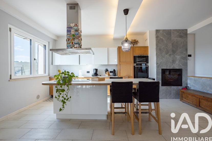 Villa in Via Macerata 10, Jesi — foto 2 di 5