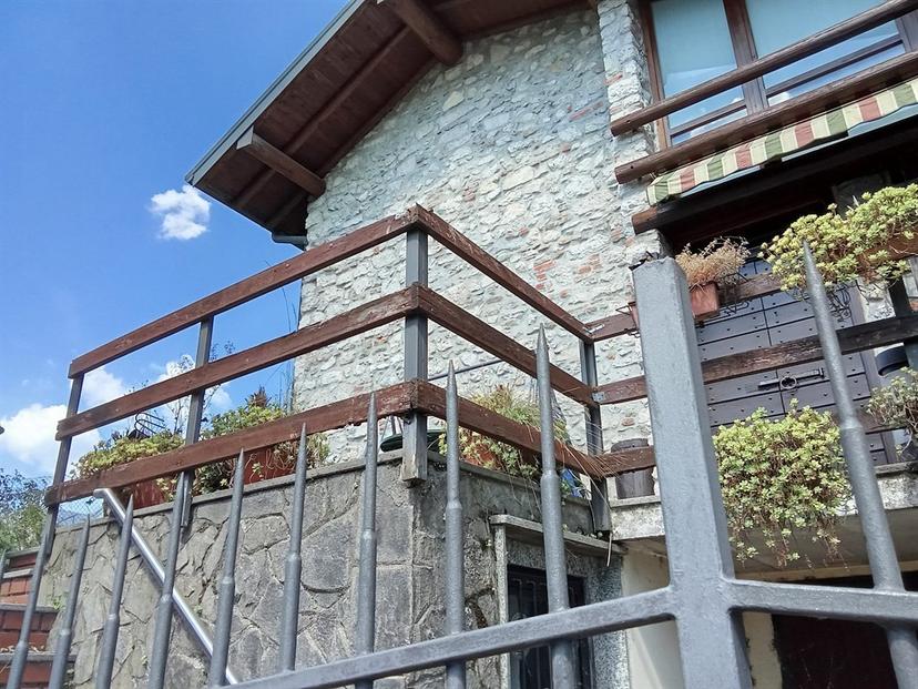 Villa a schiera, Montorfano — foto 4 di 5