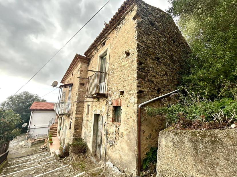 Casa indipendente in Via Chiusa 3, Pisciotta — foto 3 di 5
