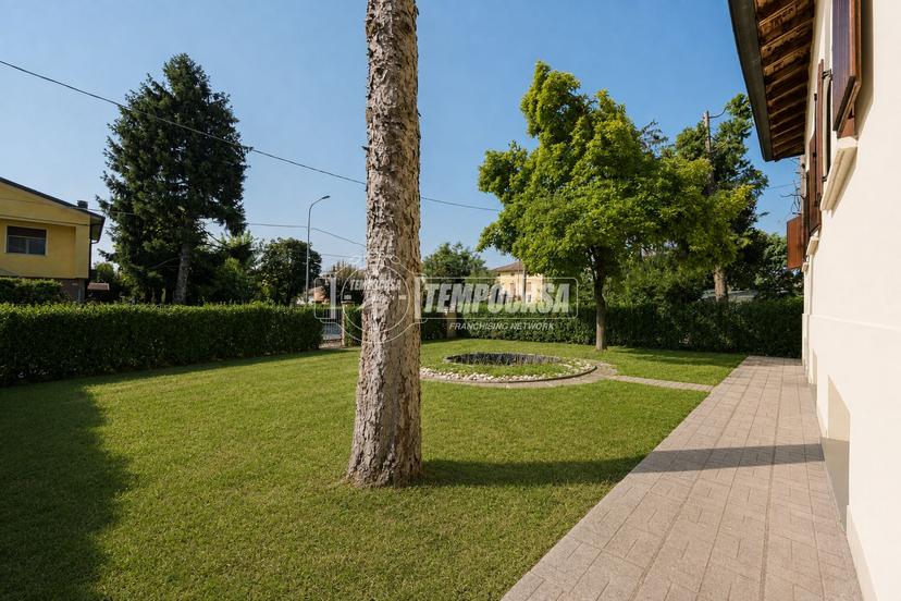 Villa in Via Fosdondo 60, Correggio — foto 2 di 5